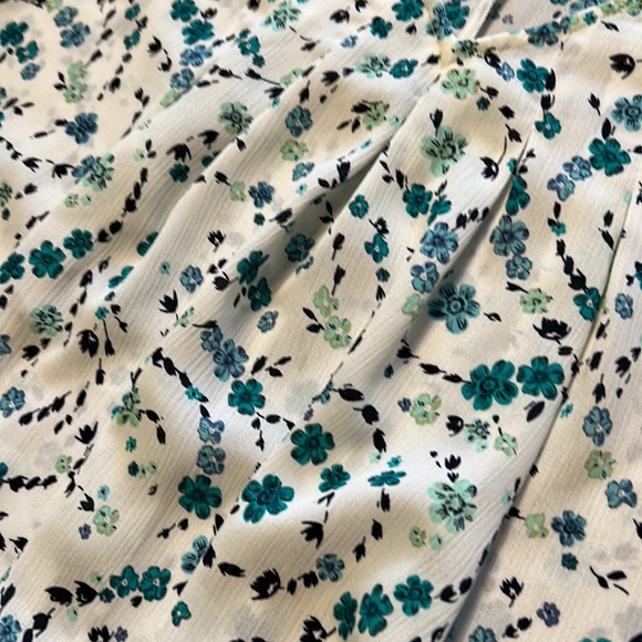 a.n.a A New Approach Womenโs Long Sleeve Blouse NWT Small - Picture 6 of 11